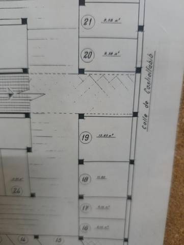 Garaje en Alquiler en Carrer de Castielfabib, 12 en Barrio de Campanar