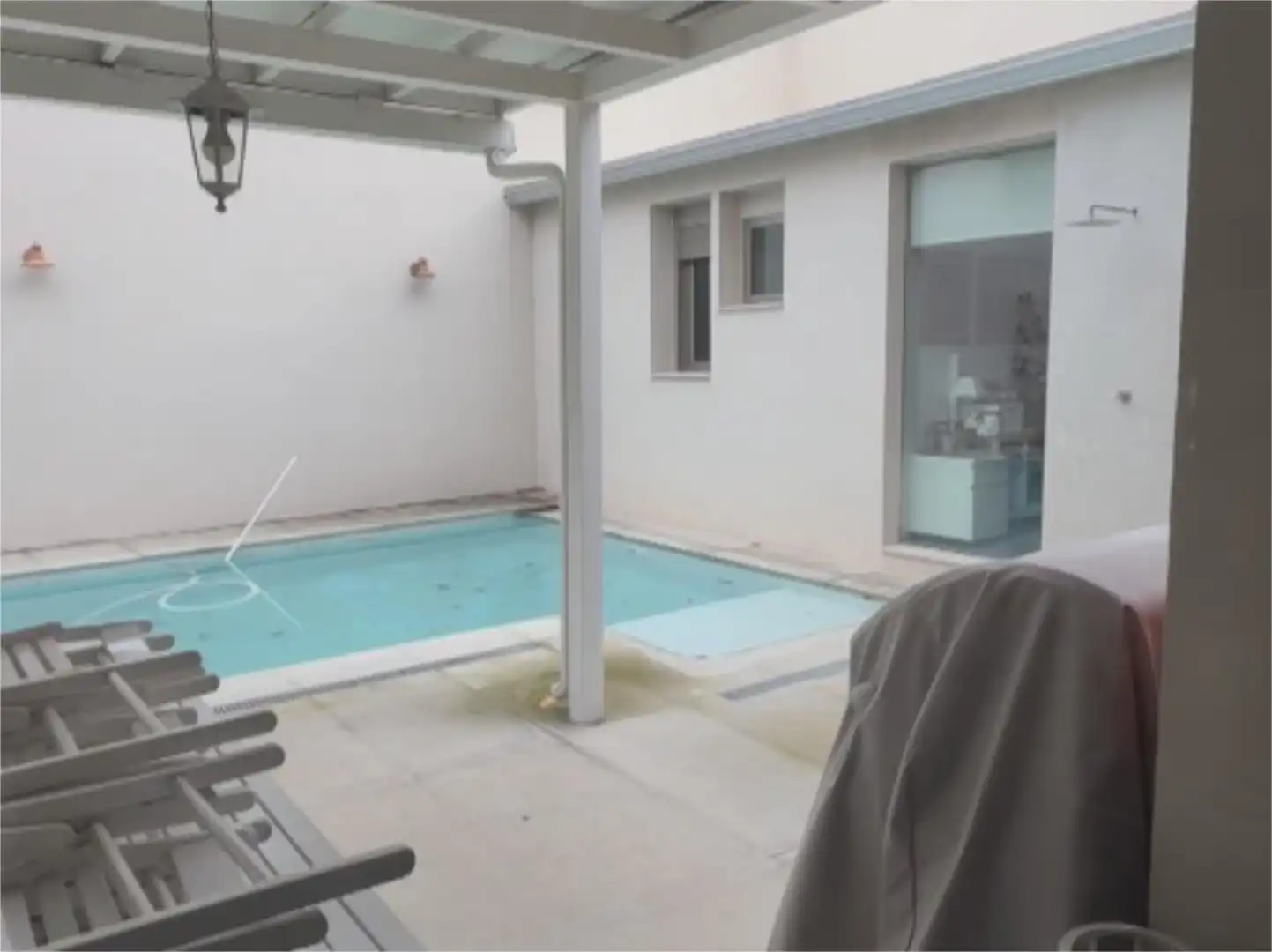 Casa o xalet de lloguer a Calle de Mesena, 86, Pinar del Rey Piscina de Casa o xalet de lloguer en Madrid amb Aire condicionat, Calefacció i Jardí privat