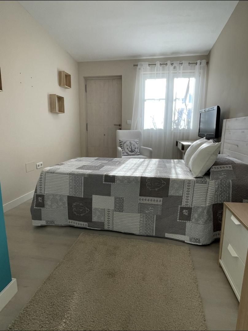 Dormitori de Casa o xalet per a compartir en Meco amb Aire condicionat, Calefacció i Jardí privat