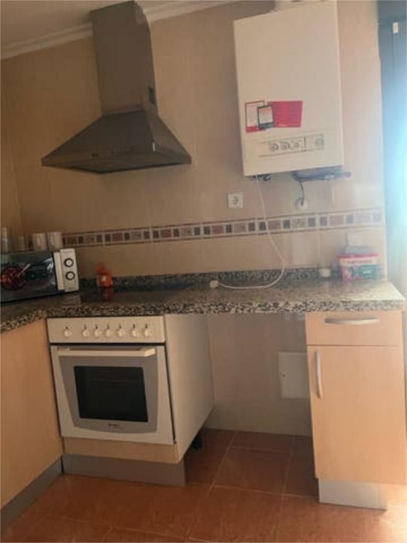 Kitchen of Apartment to rent in Valencia de Don Juan  with Heating, Terrace and Furnished
