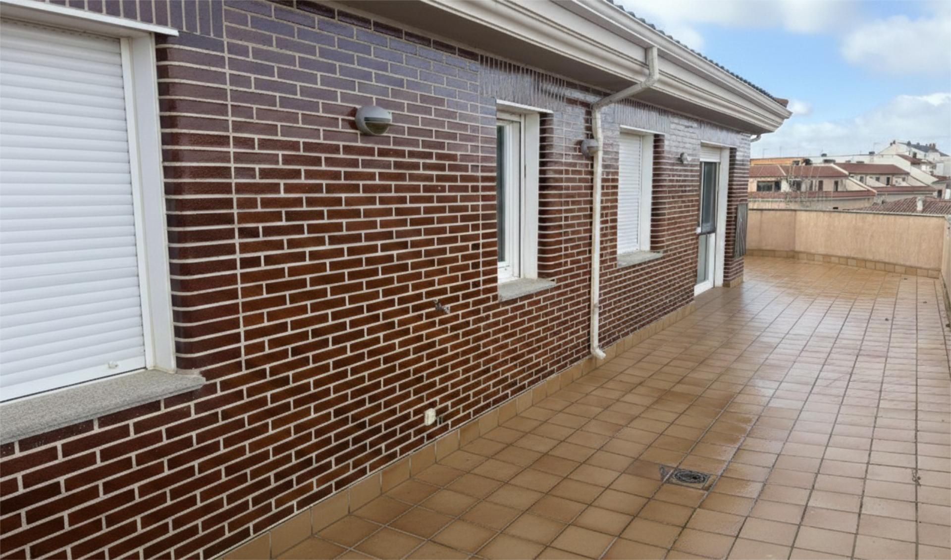 Exterior view of Flat to rent in Arapiles  with Heating, Parquet flooring and Terrace