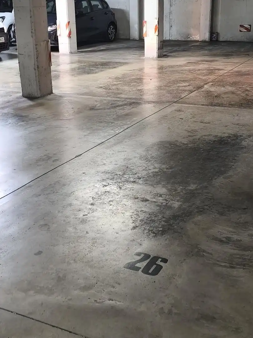 Parkplatz von Garage zur Miete in Elche / Elx