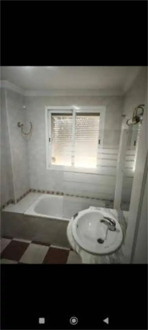Flat for sale in El Pino - Bajo de Guía Bathroom of Flat for sale in Sanlúcar de Barrameda with Terrace