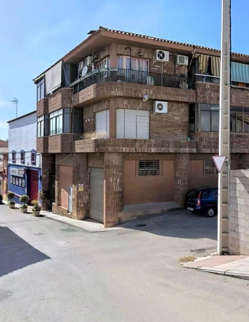 Vista exterior de Local en venda en Castellar