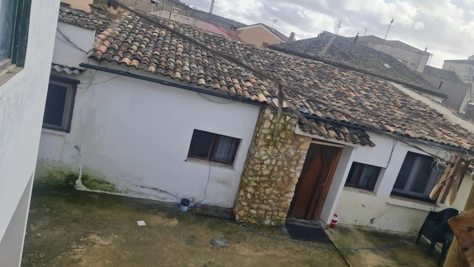 Vista exterior de Planta baja en venta en Torresandino con Calefacción, Parquet y Amueblado