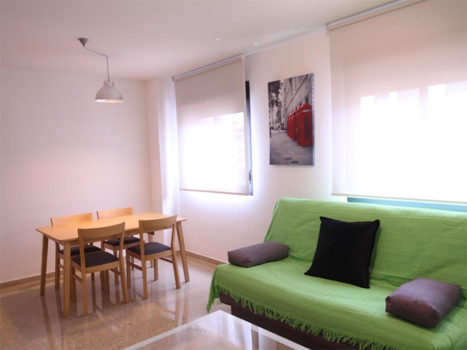 Living room of Flat for rent in Castellón de la Plana / Castelló de la Plana  with Air Conditioner, Heating and Furnished