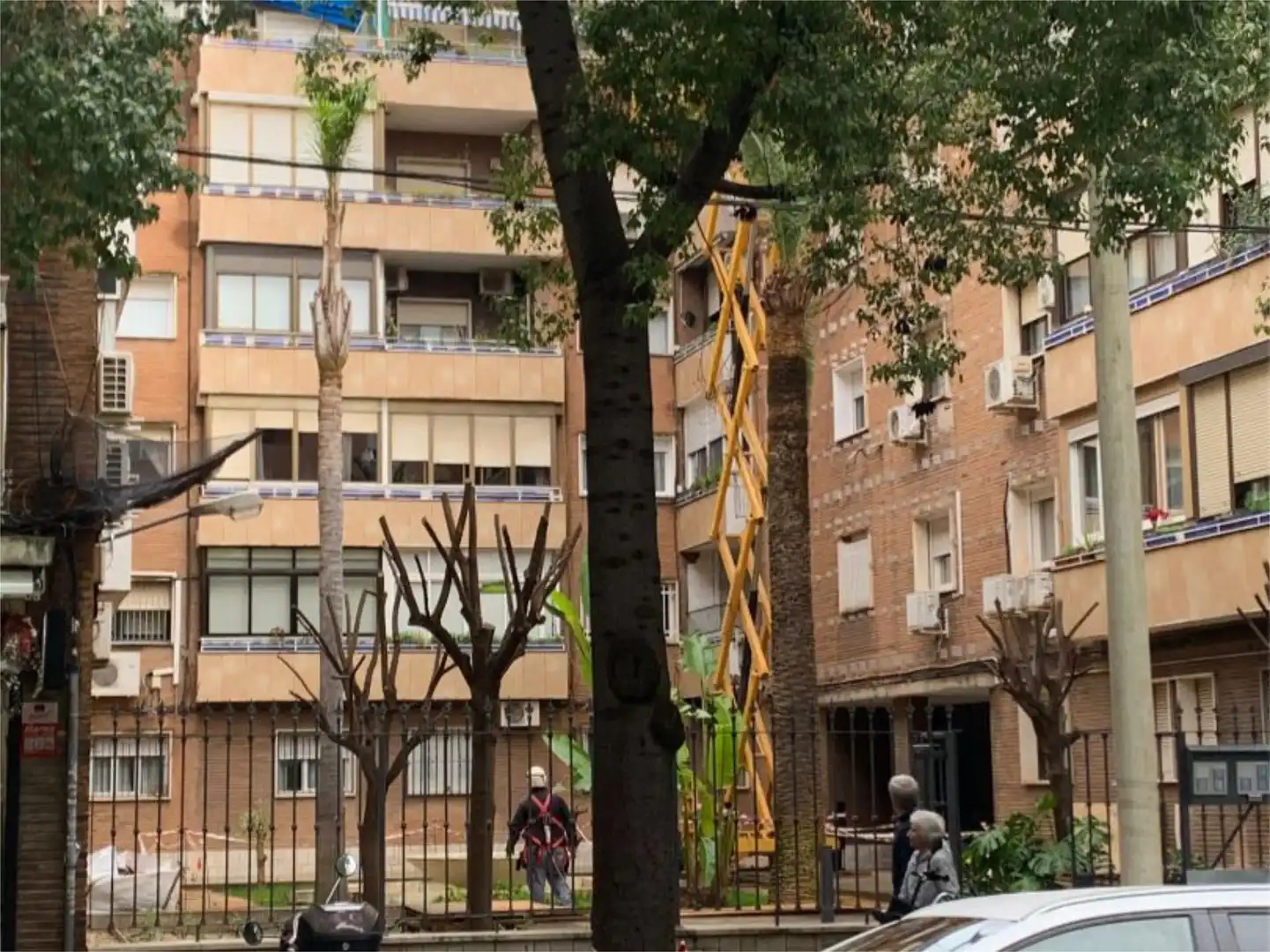Exterior view of Flat for sale in Sevilla  with Air Conditioner and Terrace