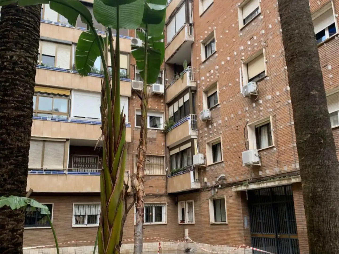Exterior view of Flat for sale in Sevilla  with Air Conditioner and Terrace
