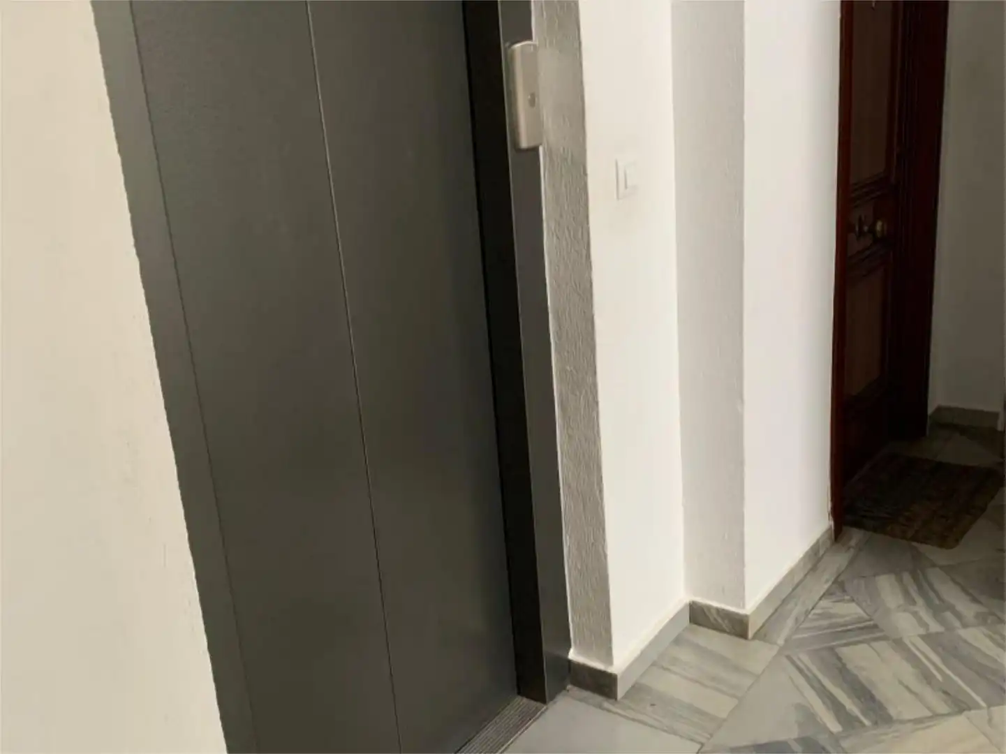 Flat for sale in Sevilla  with Air Conditioner and Terrace