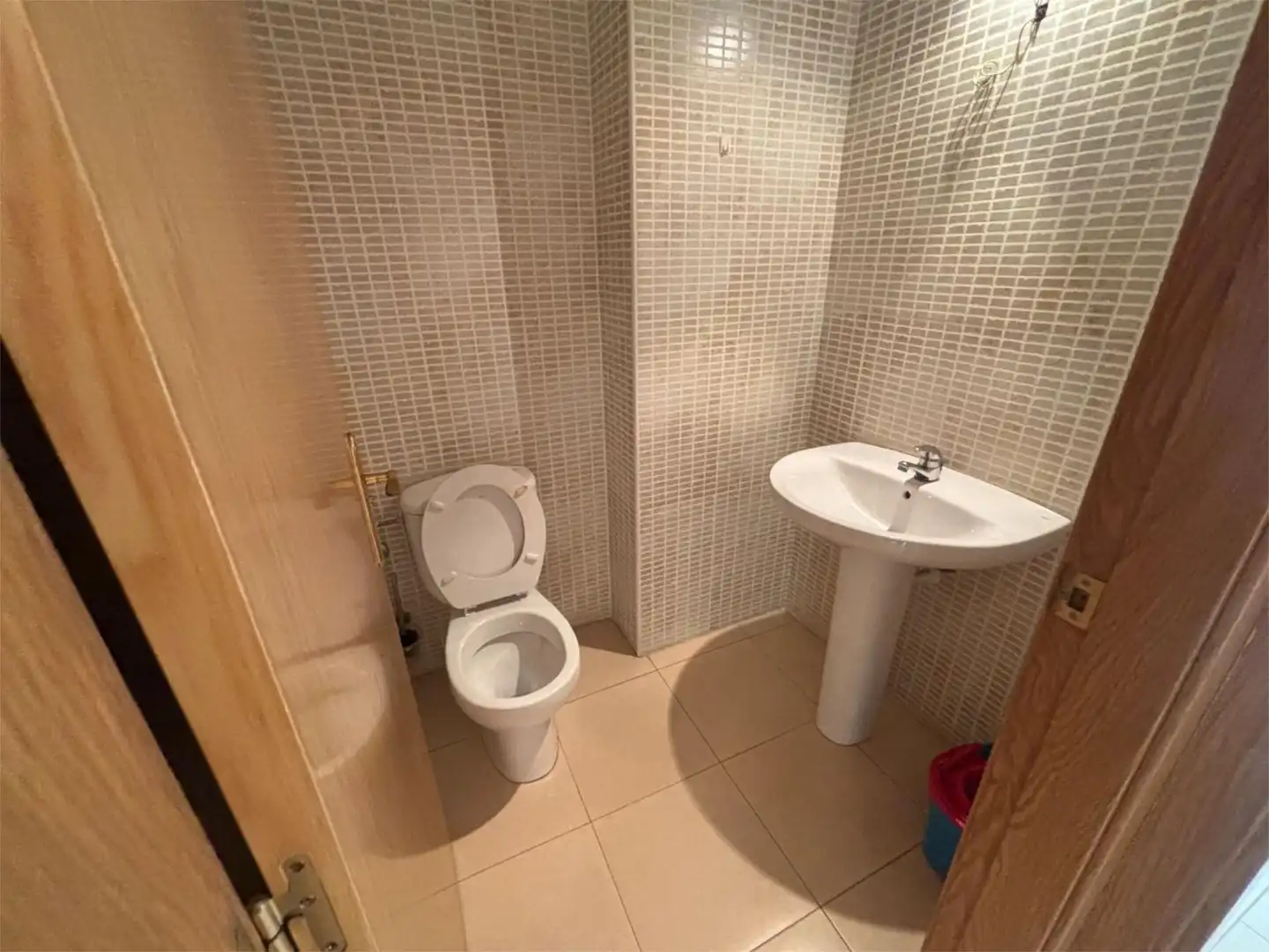 Flat for sale in Carrer Serra D'or, 25, La Pobla de Mafumet Bathroom of Flat for sale in La Pobla de Mafumet with Air Conditioner and Balcony