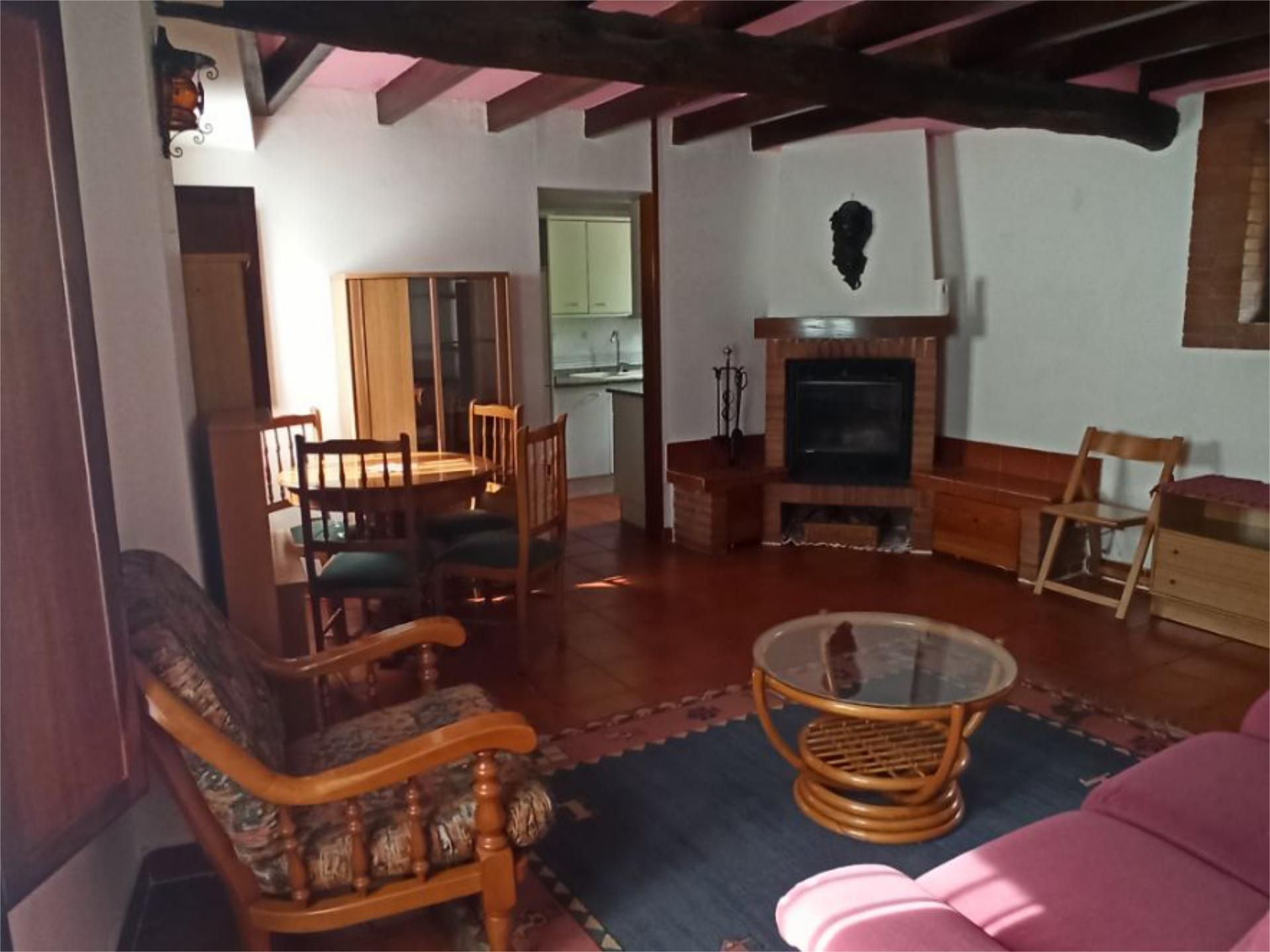 Pis en venda a Urarka Kalea, 12, Elorrio Sala d'estar de Pis en venda en Elorrio amb Balcó