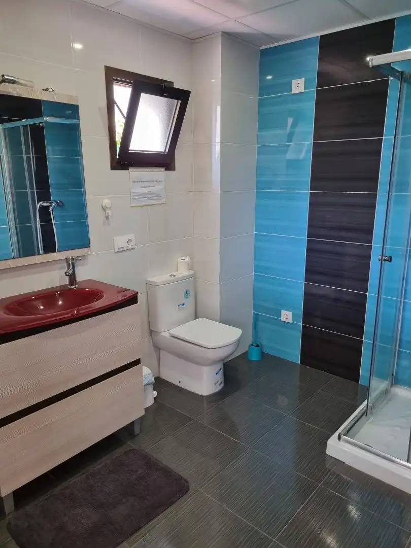 Houses for rent in Entrada de Marina, 258, Tavernes de la Valldigna Bathroom of Houses for rent in Tavernes de la Valldigna with Terrace, Swimming Pool and Furnished
