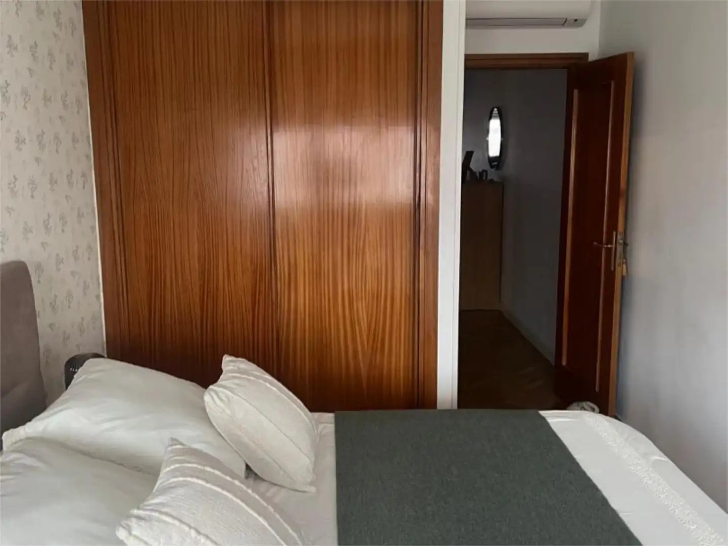 Pis de lloguer a Calle del Marqués de Lozoya, 8, Estrella Dormitori de Pis de lloguer en Madrid amb Aire condicionat, Calefacció i Parquet