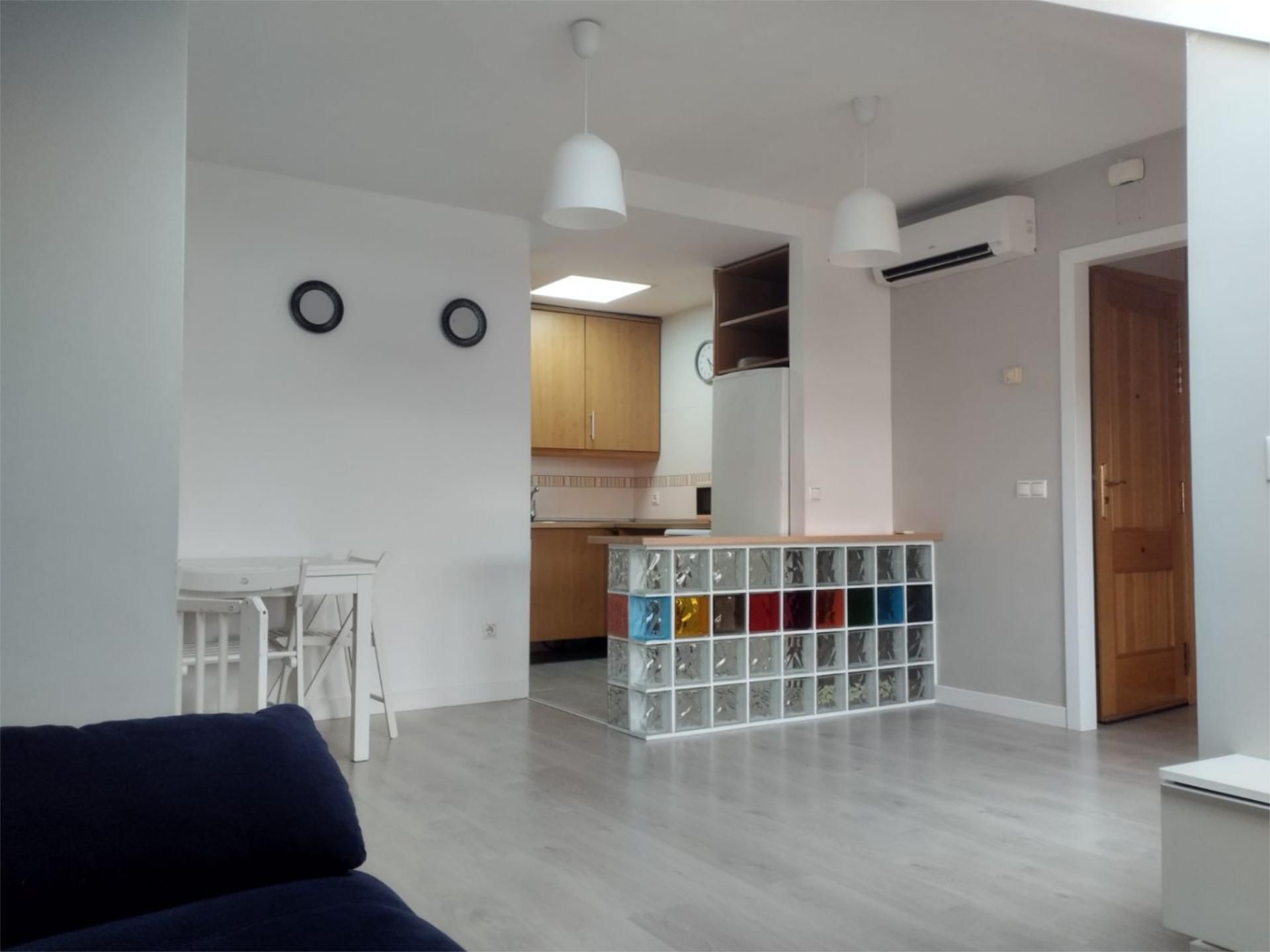 Küche von Dachboden zum Verkauf in Arapiles mit Klimaanlage, Heizung und Terrasse