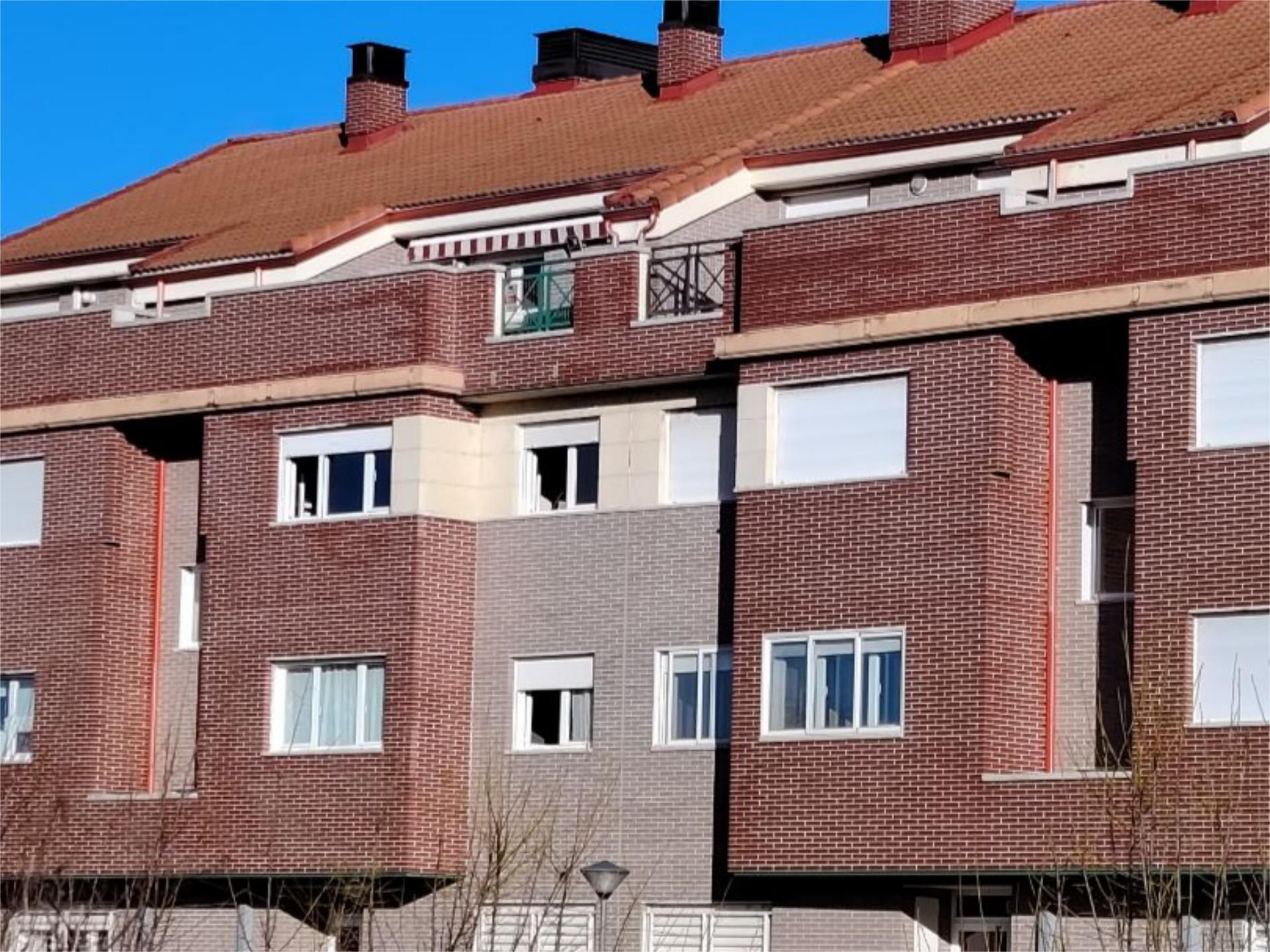 Flat for rent in Avenida Viñalta, 48, Allende el Río