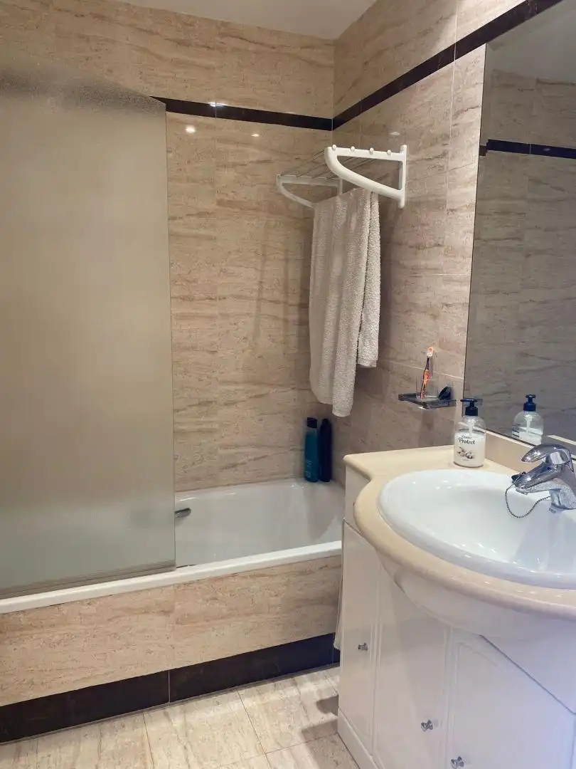 Flat for sale in Calle Platón, 5, Añoreta Baja Bathroom of Flat for sale in Rincón de la Victoria with Air Conditioner, Heating and Private garden