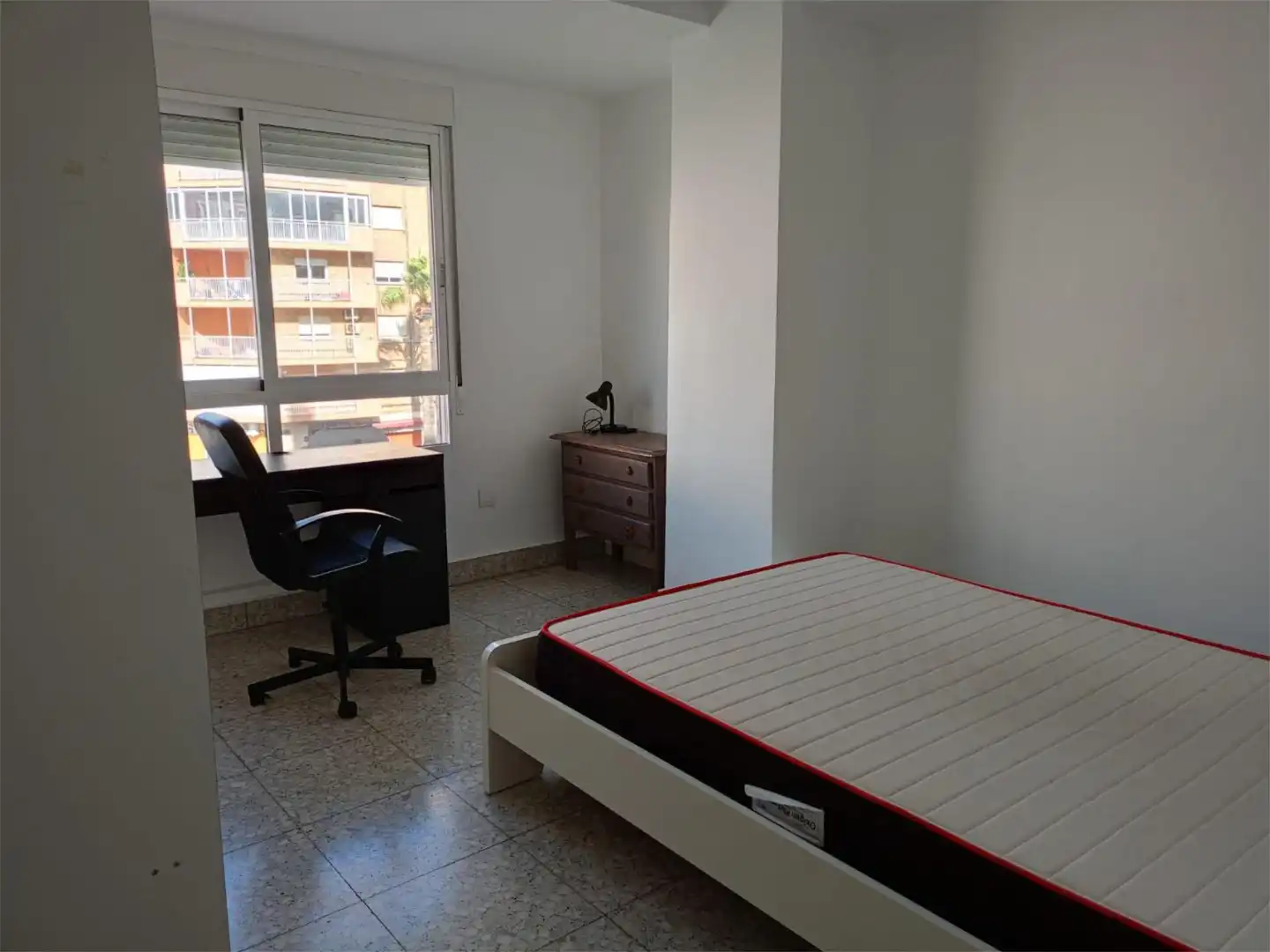 Piso en venta en Avenida de América, 2, San Ginés Habitación de Piso en venta en Cartagena con Terraza, Balcón y Videoportero