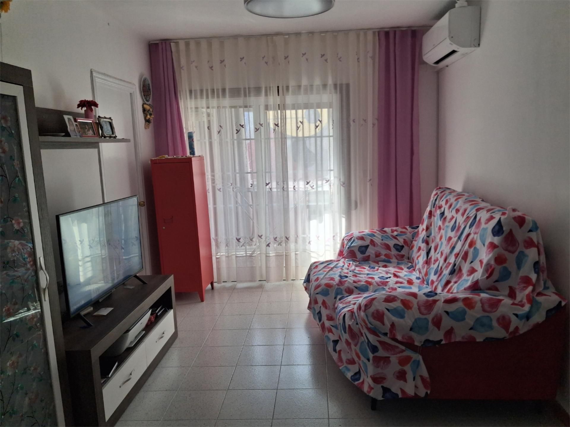 Apartment for share in Carrer Garrofers, 28, Les Planes