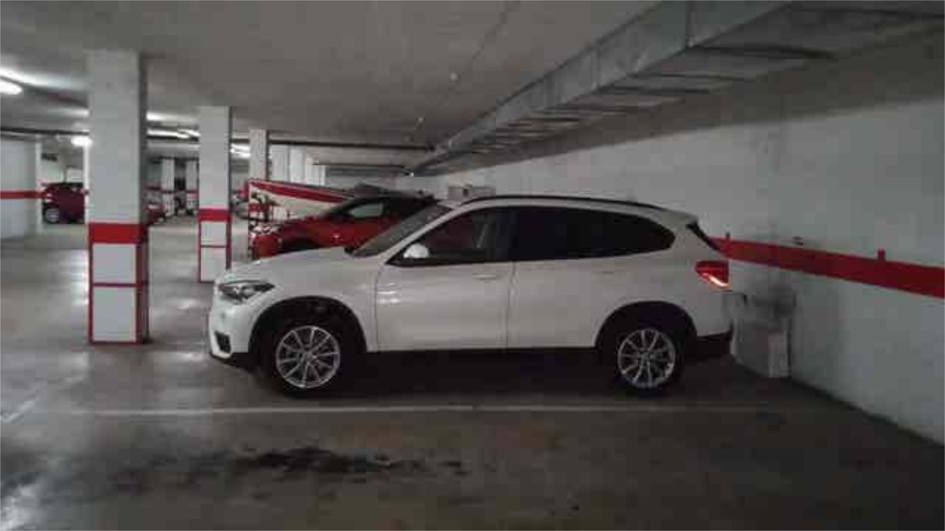 Parking of Garage for rent in Candelaria