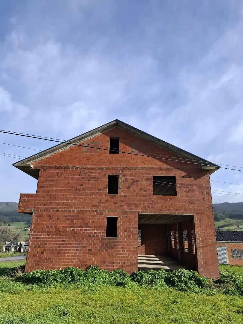 Casa o xalet en venda a Lugar Lanzos, 4, Lourenzá Vista exterior de Casa o xalet en venda en Lourenzá amb Jardí privat
