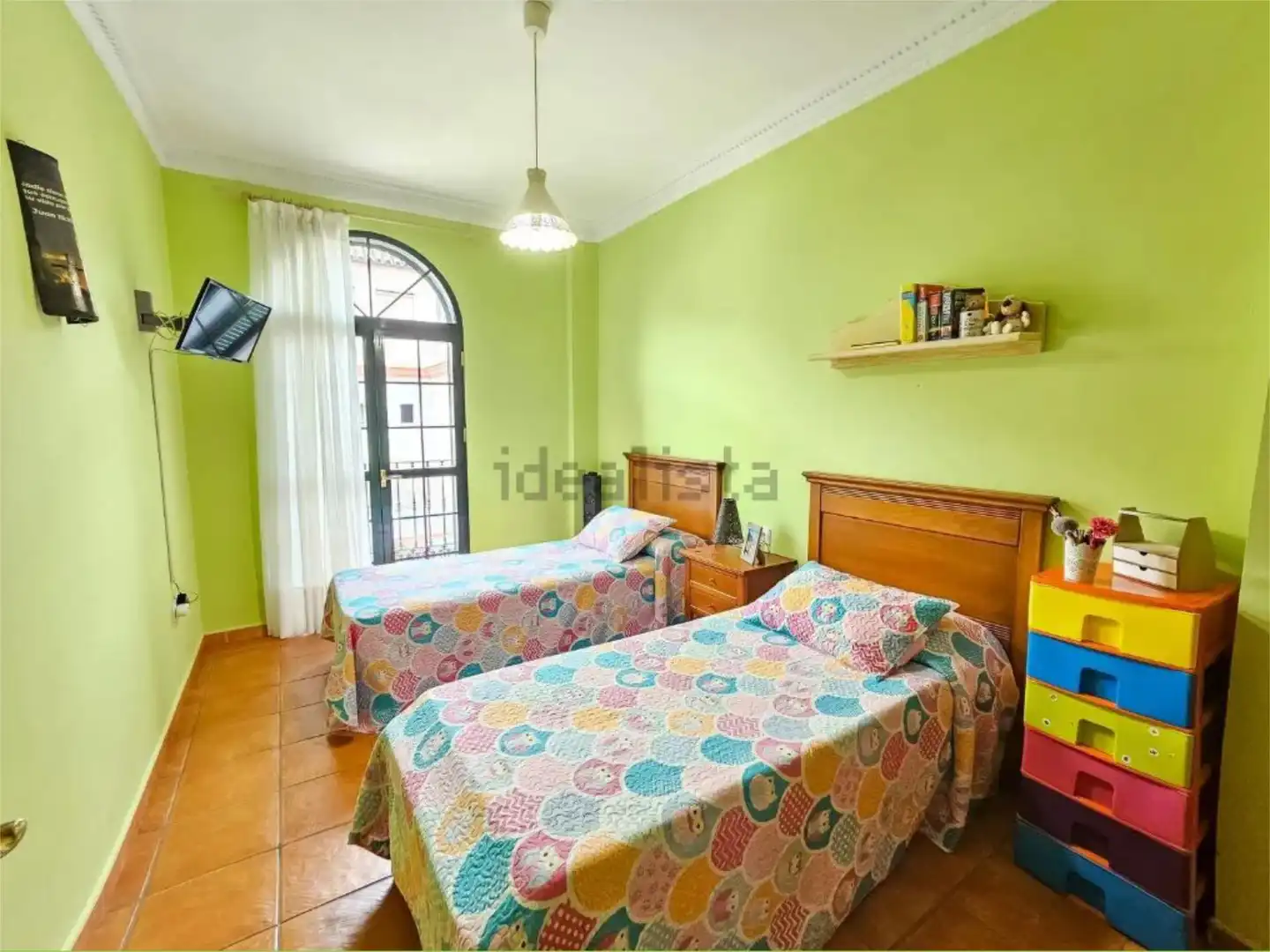 Piso en venta en Calle Sánchez Cotán, 7, La Algaba Habitación de Piso en venta en La Algaba con Aire acondicionado, Calefacción y Terraza