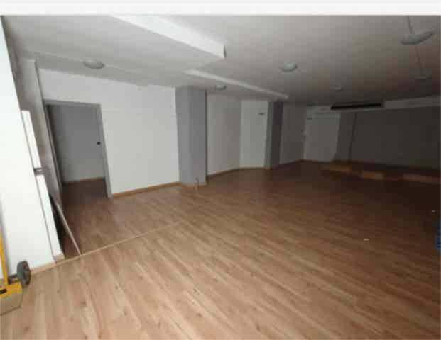 Local comercial en Alquiler en Martos