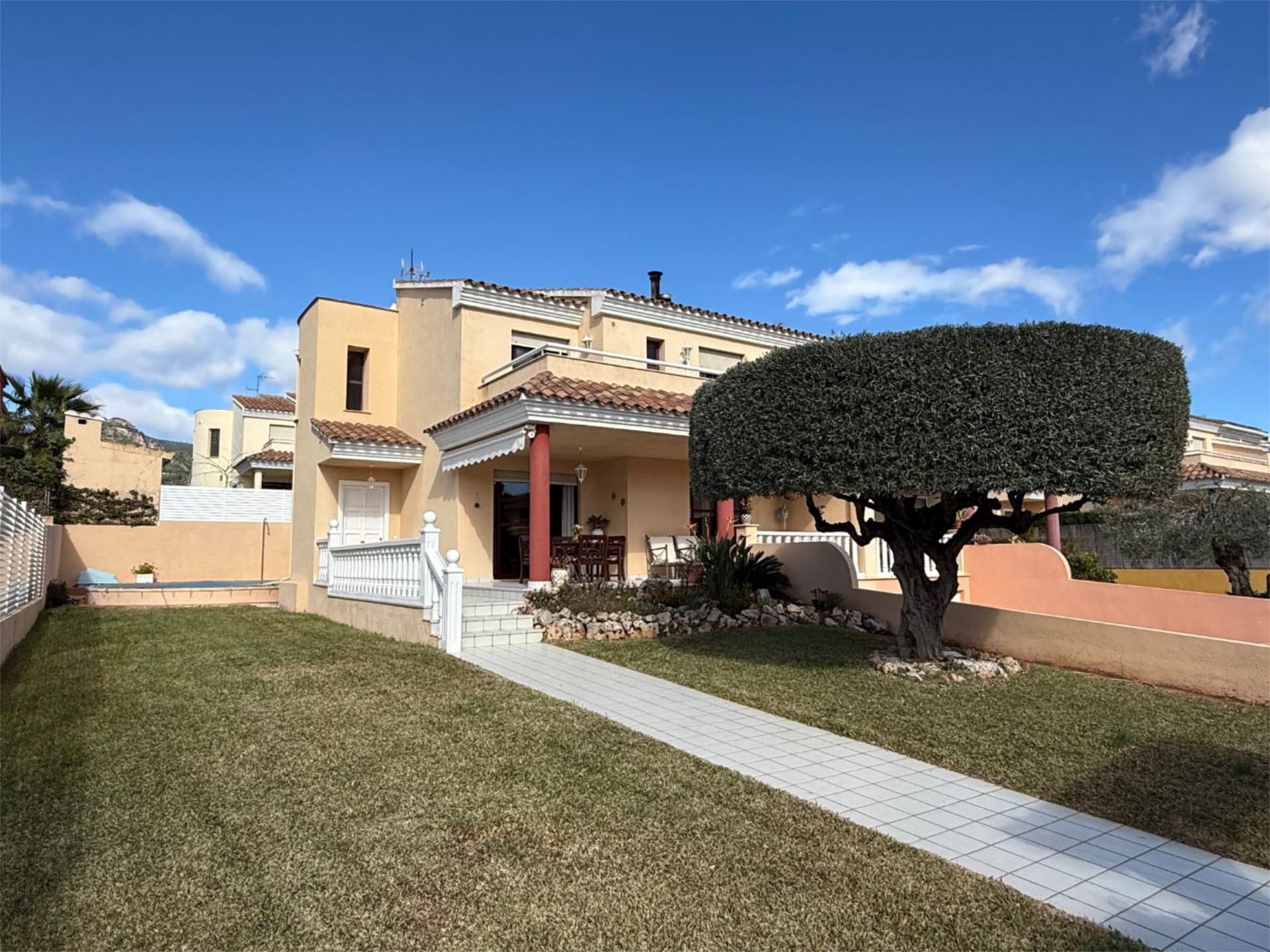 Casa o xalet en venda a Carrer Vicent Fuentes, 28, Heliópolis
