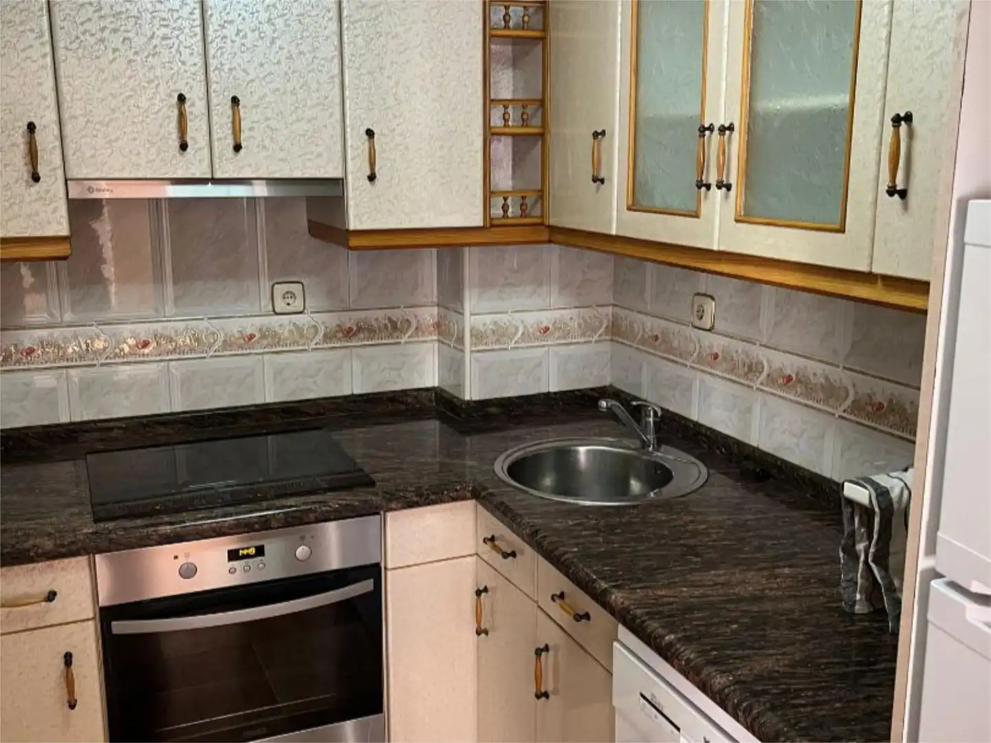 Detached homes for sale in Cuesta Llugaron, 35, Parroquias Sur - La Manjoya Kitchen of Detached homes for sale in Oviedo