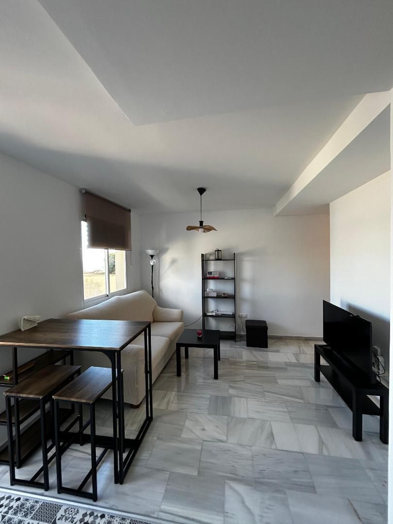 Flat for rent in Calle Perdices, 6, Torreblanca del Sol