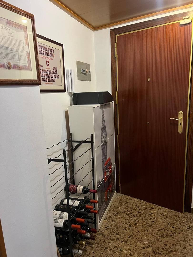 Exterior view of Study to rent in  Barcelona Capital  with Air Conditioner