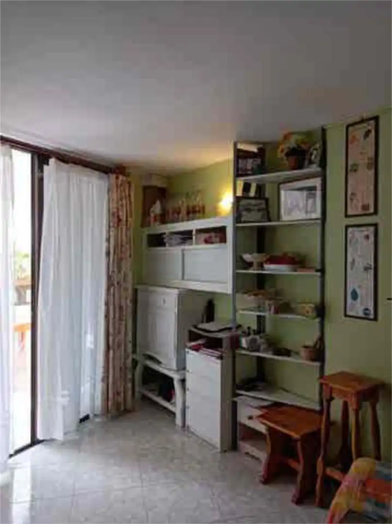 Habitación de Estudio en venta en Arona con Terraza y Piscina