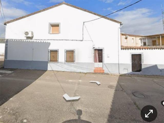 Piso en Venta en Calle Bodeguilla, 1 en Torralba de Oropesa