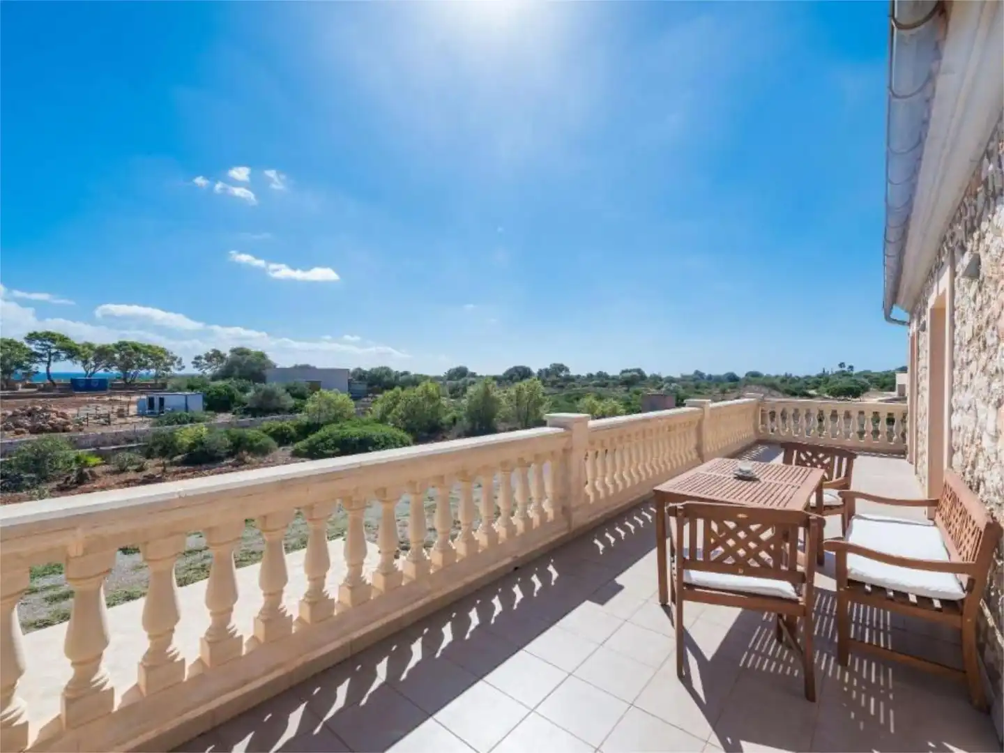 Finca rústica de alquiler en Ronda de l'Oest, 55, Porto Cristo Terraza de Finca rústica de alquiler en Manacor con Aire acondicionado, Calefacción y Jardín privado