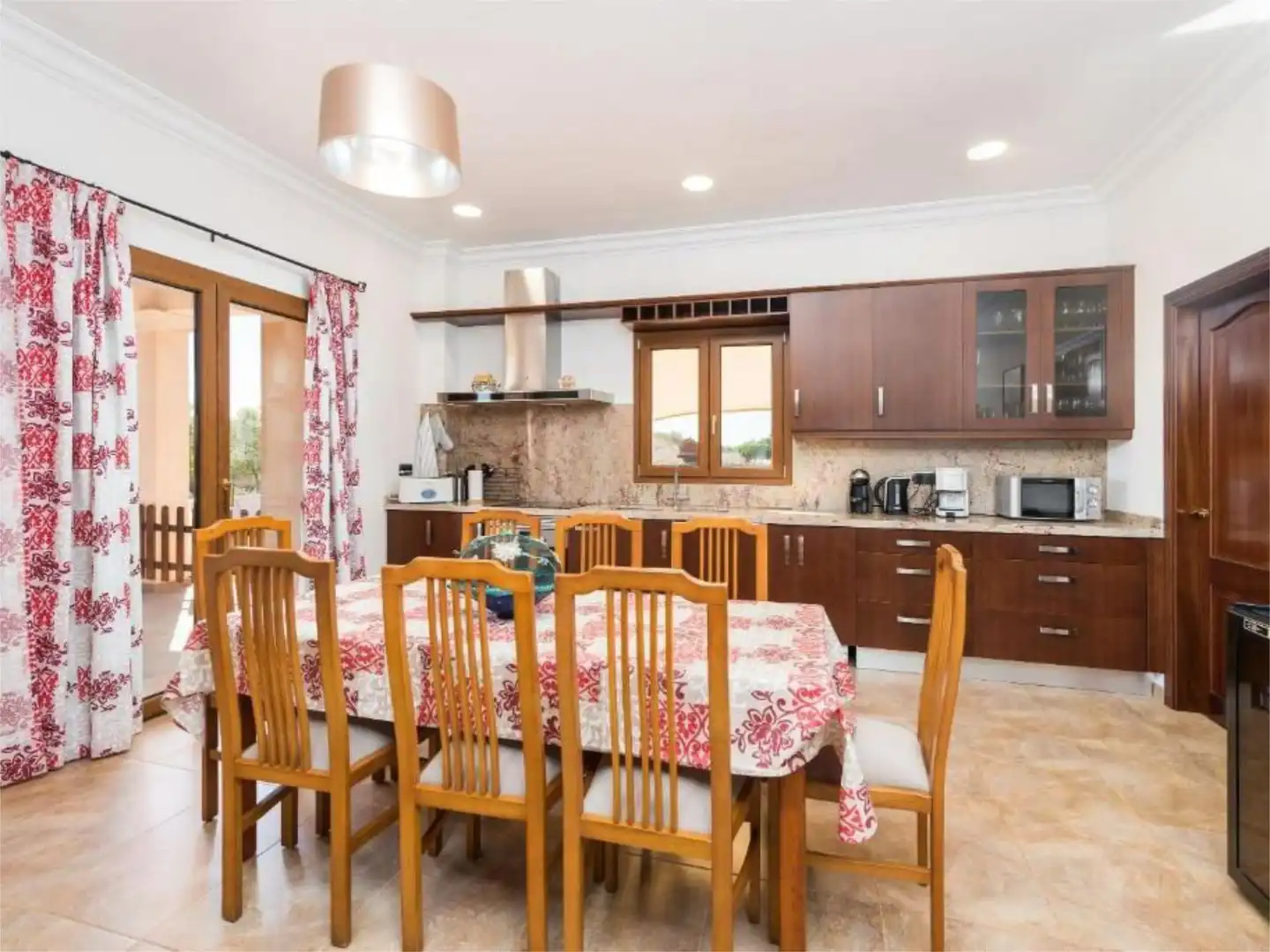 Finca rústica de alquiler en Ronda de l'Oest, 55, Porto Cristo Comedor de Finca rústica de alquiler en Manacor con Aire acondicionado, Calefacción y Jardín privado