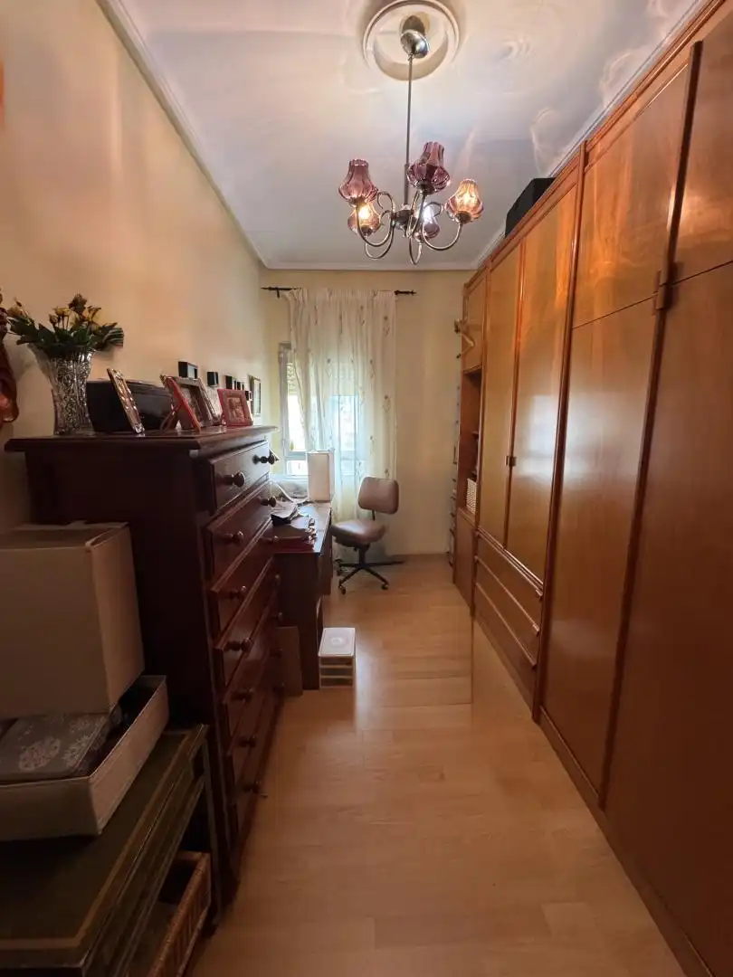 Bedroom of Flat for sale in Sevilla  with Parquet flooring, Furnished and Balcony