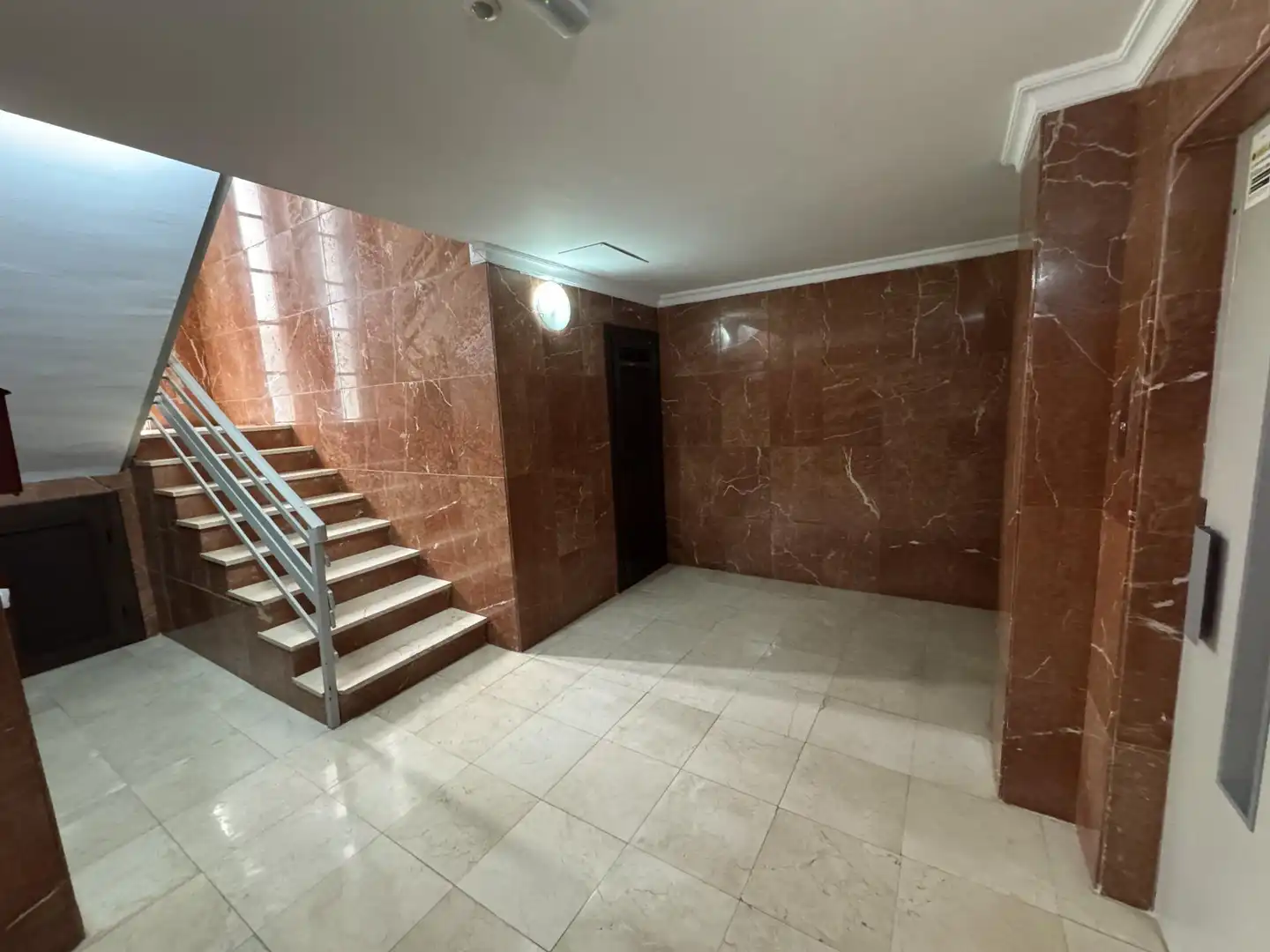 Flat for sale in Sevilla  with Parquet flooring, Furnished and Balcony