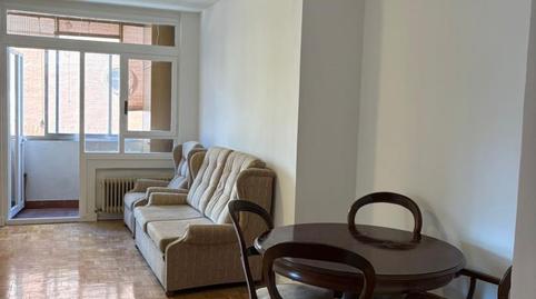 Foto 2 de Pis de lloguer a Calle de Embajadores, 100, Acacias,  Madrid Capital