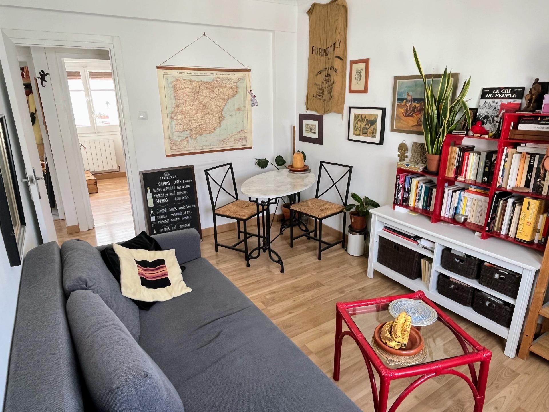 Flat for sale in Calle del Monasterio de Siresa, 16, Las Fuentes Dining room of Flat for sale in Zaragoza Capital with Air Conditioner and Balcony