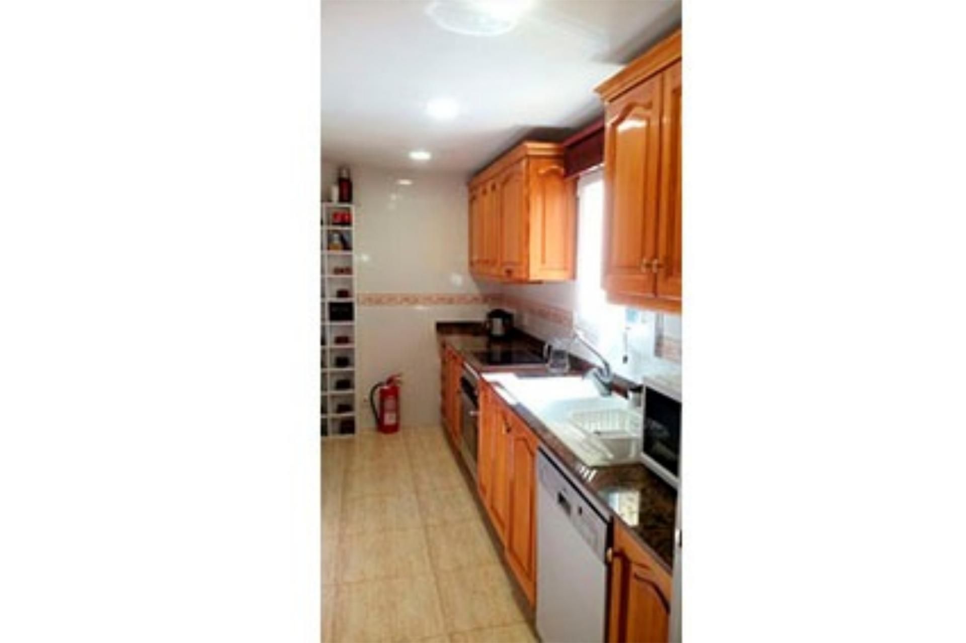 Attic for rent in Carrer Isidoro Antillón, Pere Garau Kitchen of Attic for rent in Palma de Mallorca with Storage room