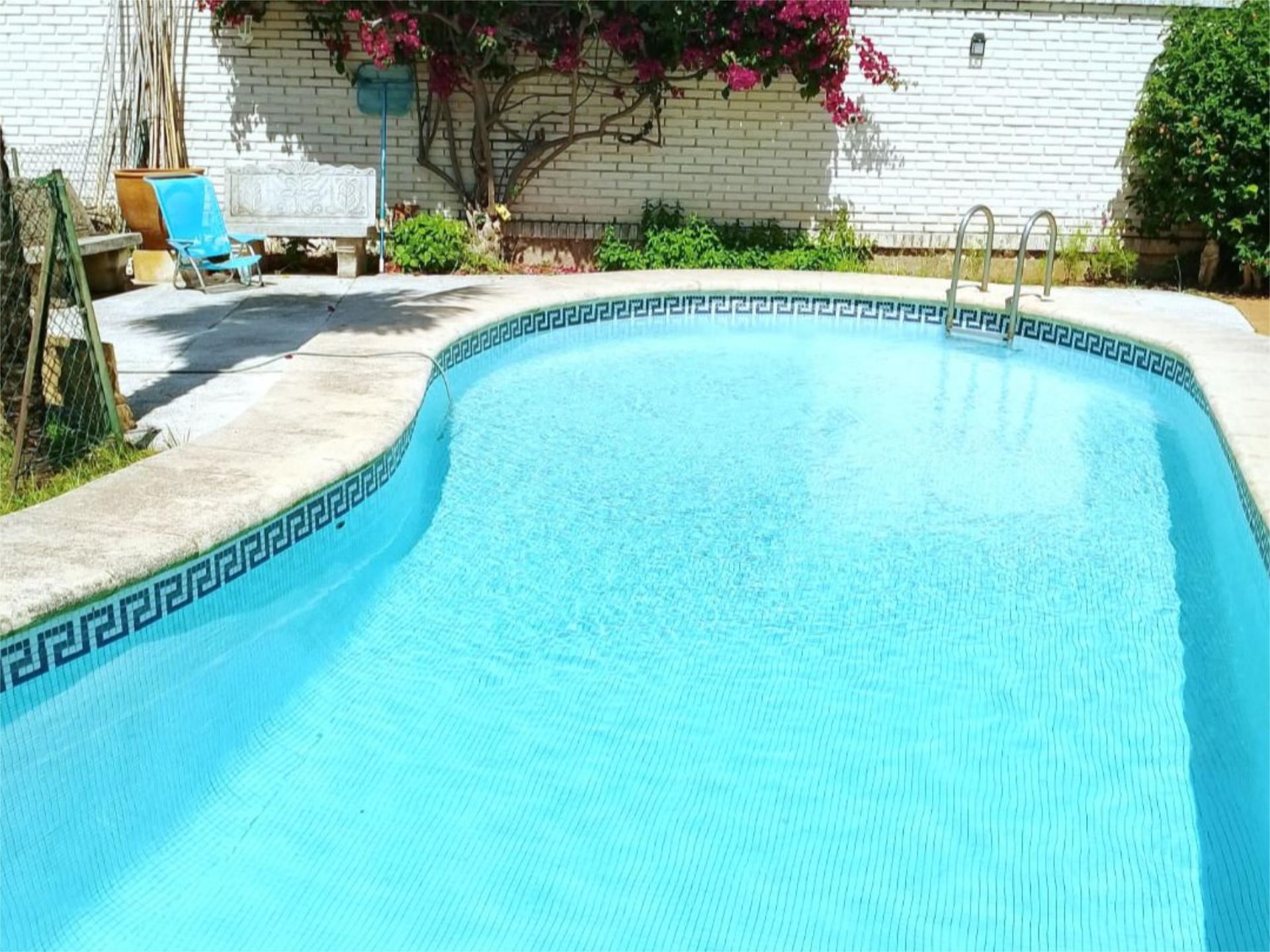 Piscina de Piso en venta en Gandia con Calefacción, Jardín privado y Parquet