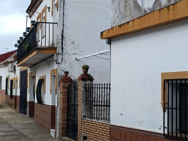 Casa adosada en Venta en HU-5103, 10 en Zalamea la Real