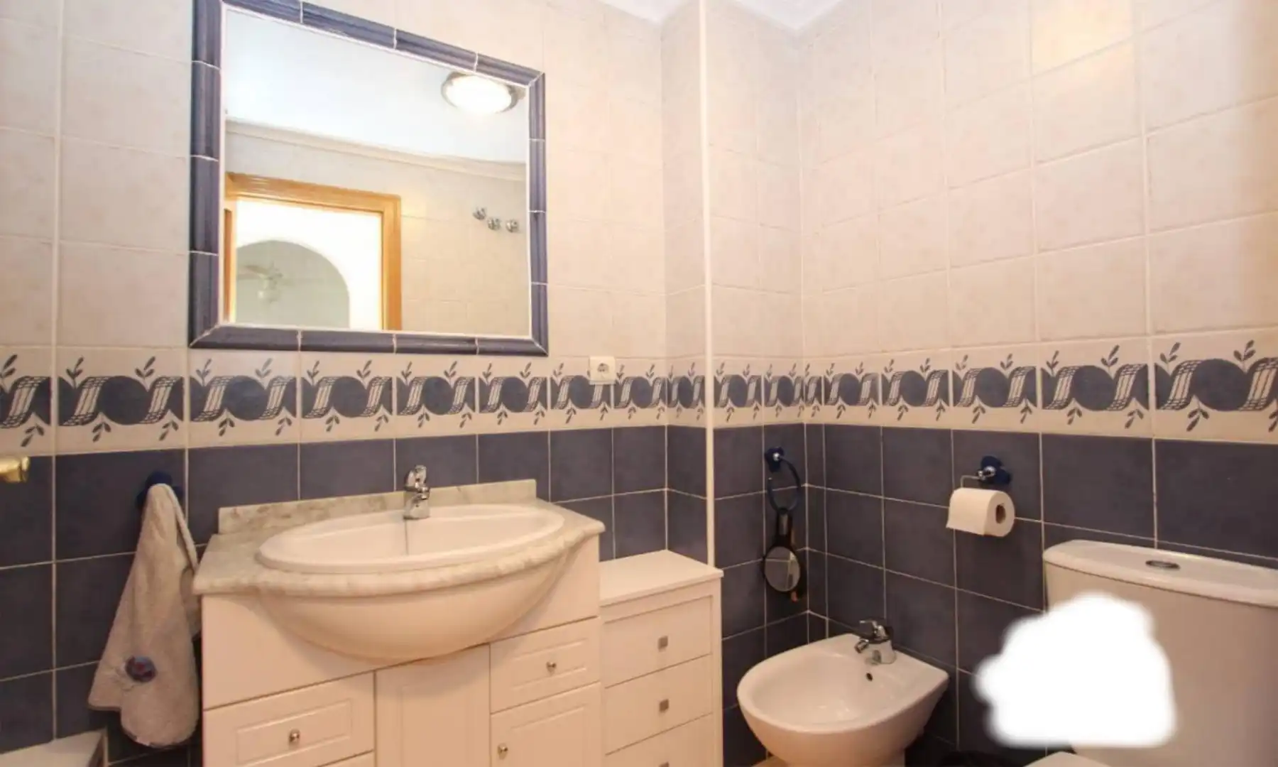 Casa o chalet de alquiler en Urbanización los Estaños, El Edén Baño de Casa o chalet de alquiler en Guardamar del Segura con Aire acondicionado, Terraza y Amueblado