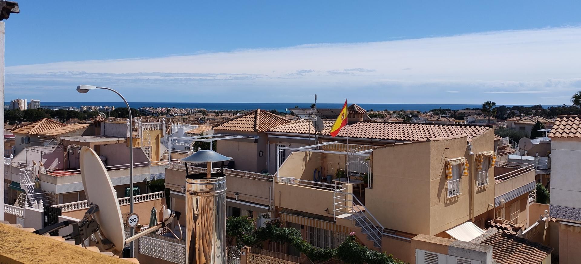 Exterior view of Duplex for sale in Torrevieja  with Air Conditioner, Terrace and Balcony