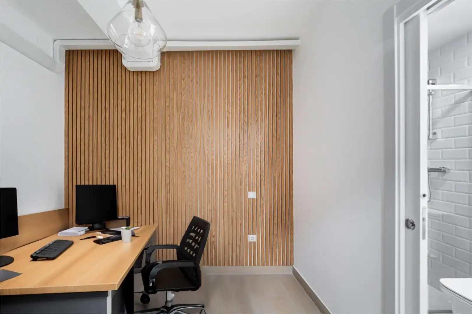 Office for rent in Calle de Sancho Dávila, Fuente del Berro Office for rent in Madrid