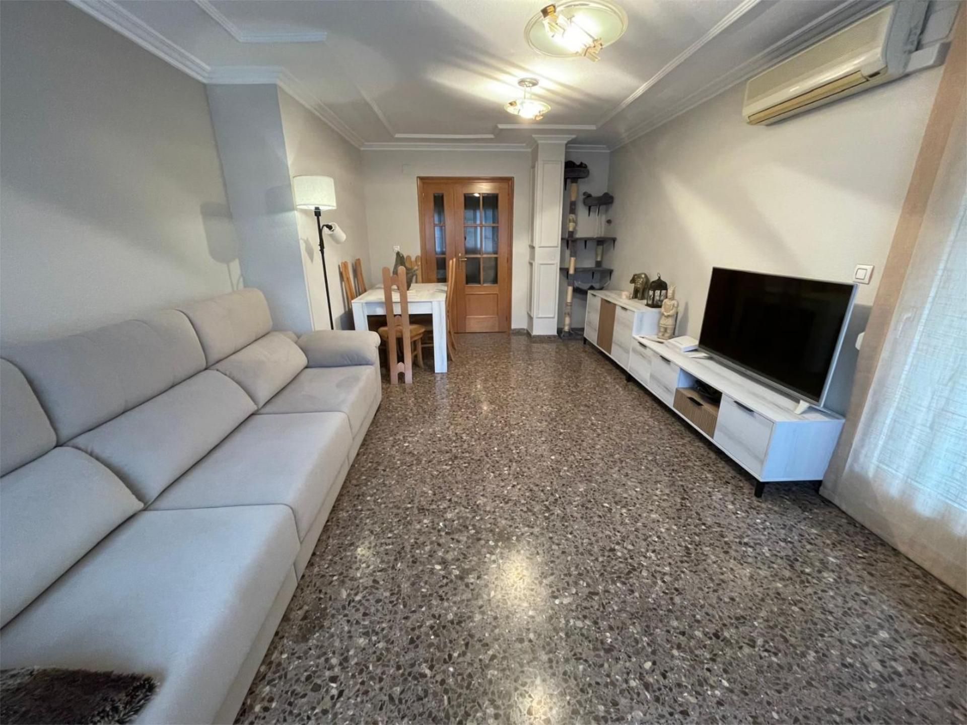 Sala d'estar de Pis en venda en Manises amb Aire condicionat, Terrassa i Balcó