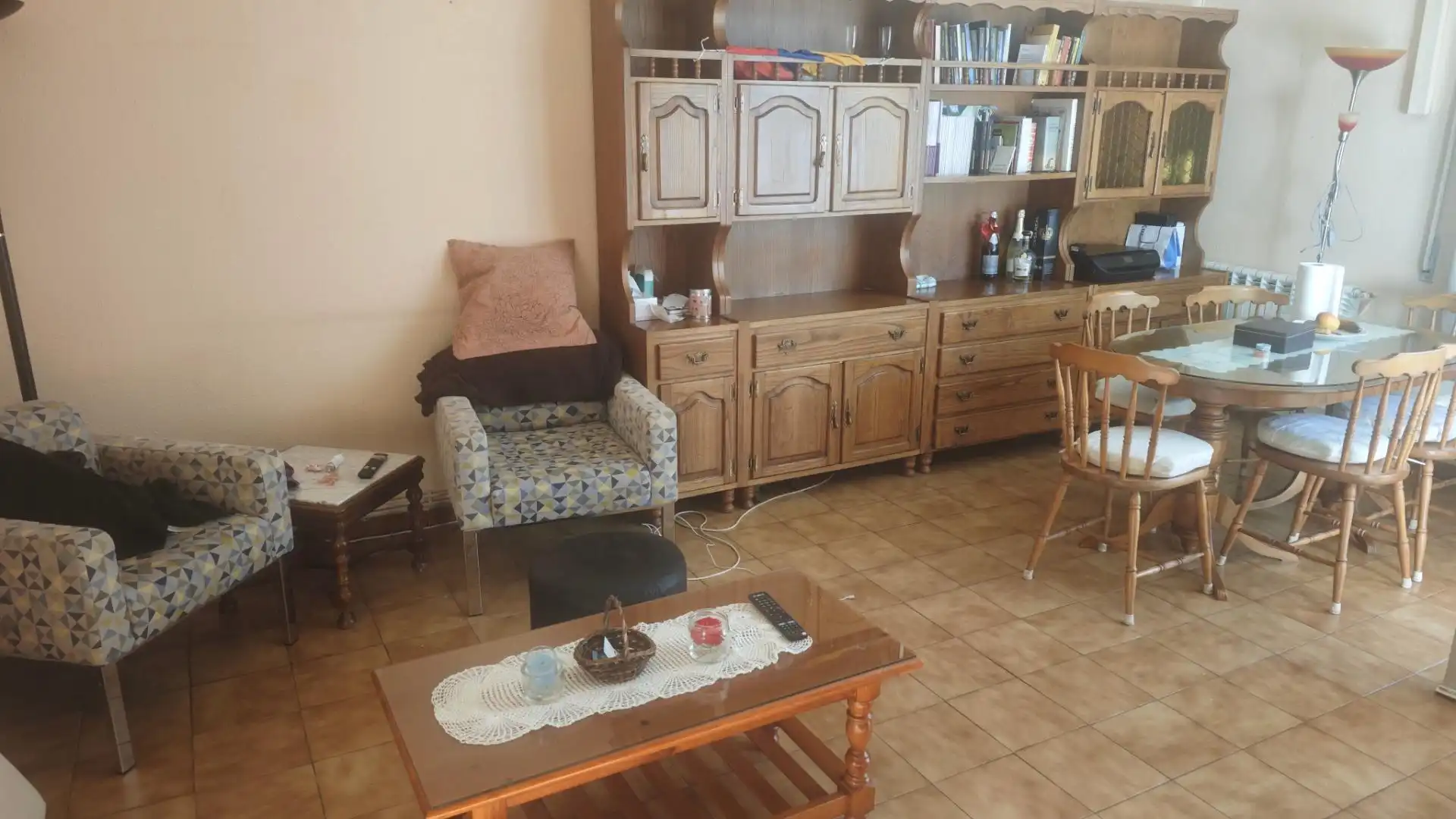 Living room of Flat for share in Madrid  with Heating, Furnished and Oven