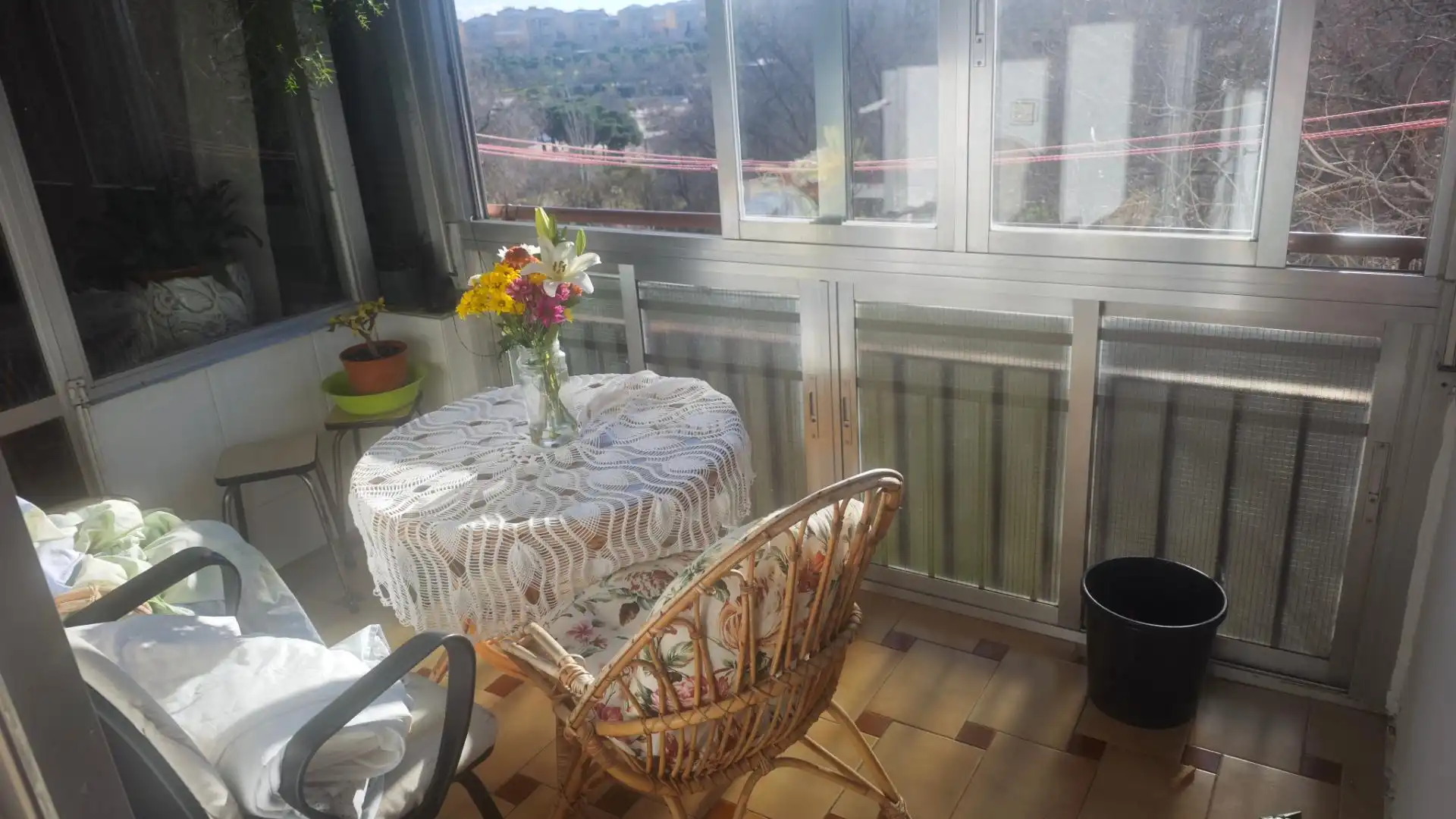 Balcony of Flat for share in Madrid  with Heating, Furnished and Oven