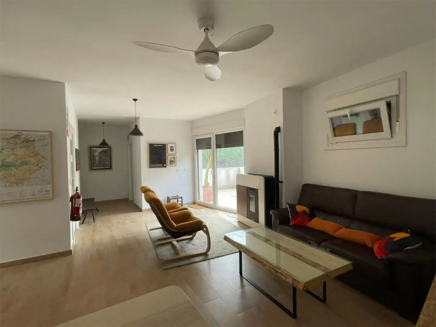 Living room of Flat for sale in Pinofranqueado  with Terrace and Balcony