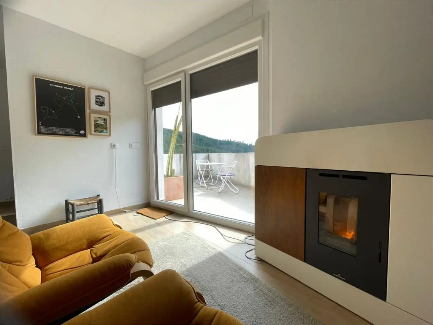 Living room of Flat for sale in Pinofranqueado  with Terrace and Balcony