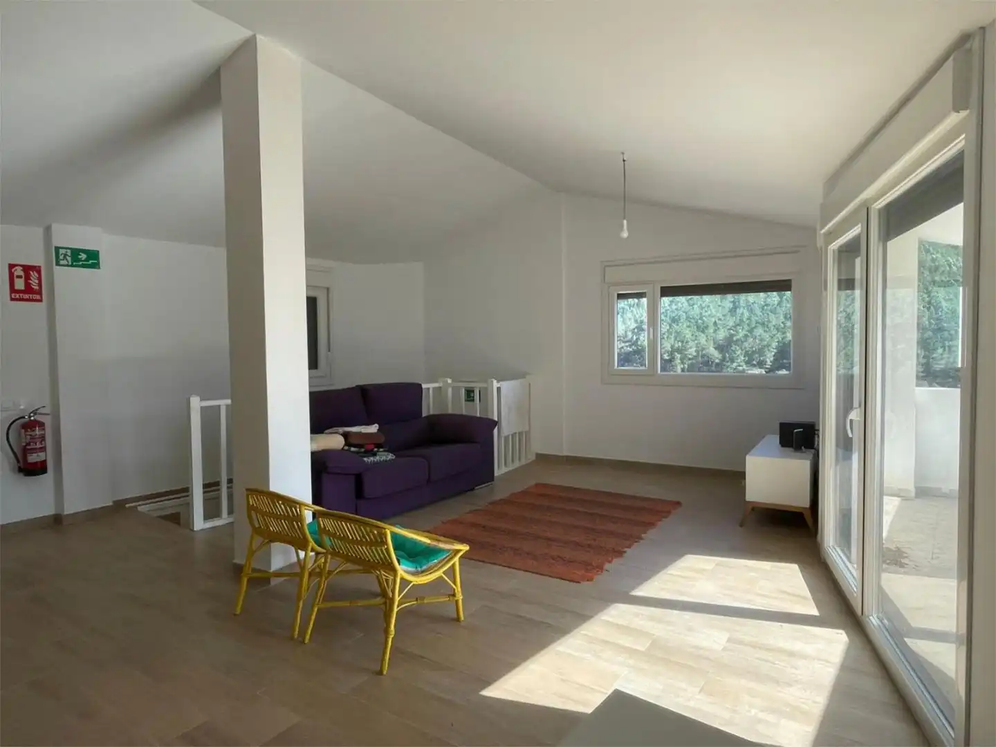 Living room of Flat for sale in Pinofranqueado  with Terrace and Balcony